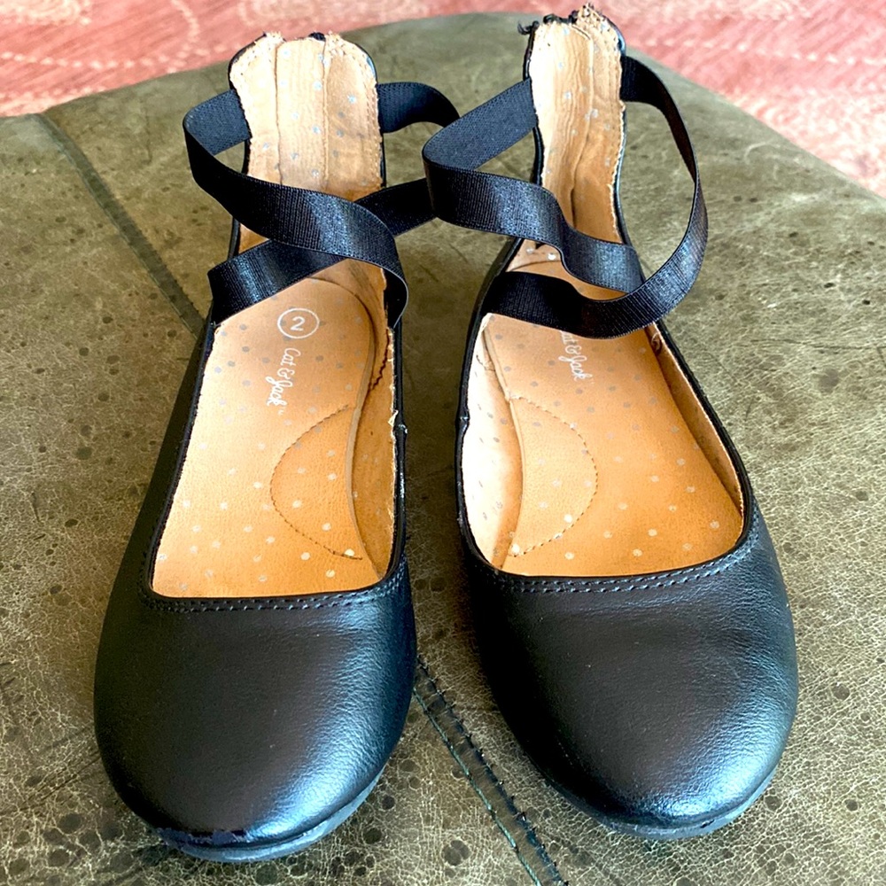 Girls size 2 black flats, Cat & Jack brand